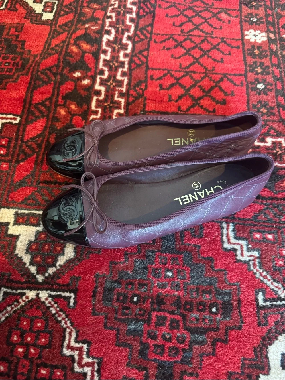 CHANEL Printed Lambskin Patent CC Cap Toe Ballerina Flats Burgundy Black 37